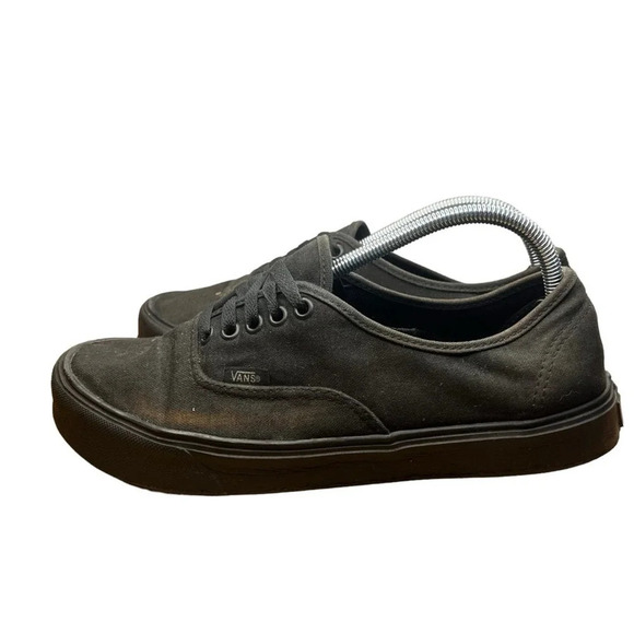 Vans Authentic Black Canvas Casual Skate Shoe/Sneaker Men’s 5/ Women’s 6.5 - Picture 4 of 8